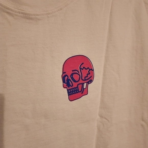 Spirit Jersey Sleeveless Crop Graphic Tee "Concrete Jungle NYC" Size L NWT - Picture 4 of 11